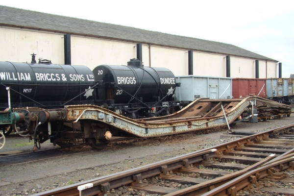 20.5 ton Lowmac Wagon, British Railways No.B904141